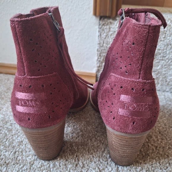 Toms Majorca Burgundy Peep Toe Suede Zip Up Heeled Booties Womens size 6.5 - Picture 4 of 8